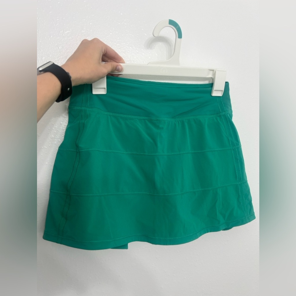 Lululemon pace rival skirt